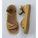 Bueno Shoes 01WY9110 Sarı Deri Kadın Düz Sandalet