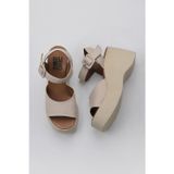 Bueno Shoes Krem Deri Kadın Dolgu Topuklu Sandalet 01wy9009