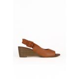 Bueno Shoes Taba Koyu Deri Kadın Dolgu Topuklu Sandalet 01we4002