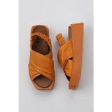 Bueno Shoes Turuncu Deri Kadın Düz Sandalet 01wy5901