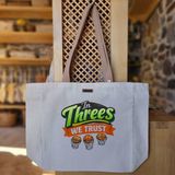 Bumudur Aksesuar Yeşil Basketbol Logo Modern Stil In Threes We Trust Baskılı Naturel Kanvas Bez Çanta Açık Kahve Sap Beyaz Cırt Cırtlı Suluk Tutuculu - Büyük - Büyük Baskı - 130-Krem Rengi