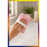 Bundeba Bebek Bakım Banyo Lifi Süngeri Pelüş Yumuşak Dokulu Elastik Bantlı Hassas Cilt Temizleme Lifi Sabun Hazneli Bebek Kesesi 13x16 cm Pembe