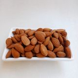 Burağın Bahçesi 1 kg Çiğ Tatlı Kayısı Çekirdeği İçi