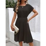 Butik İstanbul Kadın Kısa Kollu Yakası Açık Belden Lastikli Pileli Kısa Ithal Krep Elbise