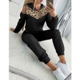 Butik İstanbul Kadın Uzun Kollu Omuzlardan Açık Leopar Desenli Kapşonlu Viskon Iki Iplik Bluz Ve Pantolon Ikili Takım