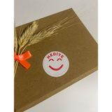 Butik Sosyetik Hediye Gülen Yüz Kırmızı Yazılı Yuvarlak Yapışkanlı Etiket 4 x 4 cm 120 Adet
