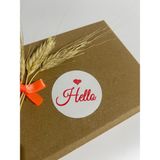 Butik Sosyetik Hello Yazılı Kalpli Kırmızı Yazılı Yuvarlak Yapışkanlı Etiket 5 x 5 cm 100 Adet