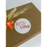 Butik Sosyetik With Love Kırmızı Yazılı Beyaz Yuvarlak Yapışkanlı Etiket 5 x 5 cm 100 Adet