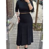 Butik Uzun Siyah Butik Fişekli Kloş Anne Eteği Kadınlar İçin Şık Kumaş ve Dinamik Detay - 46