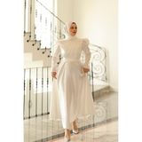 By Atelier MEVA Kadın Beyaz Önü Pileli Uzun Kloş Etek Kemerli Modern Elbise/Abiye