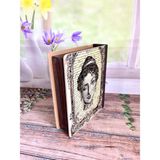 By Pınar Yüksel Fornasetti Desenli Kitap Kutu - Beyaz - Siyah