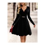 BZ Boutique Uzun Kollu Kruvaze Yakalı Tokalı Büyük Beden Mini Kadife Elbise 179038