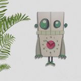 caju art & decoration Ahşap Sallanan Sarkaçlı Robot Adam Çocuk Odası Duvar Saati