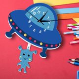 caju art & decoration Sallanan Sarkaçlı Uzaylı Desenli Çocuk Odası Duvar Saati