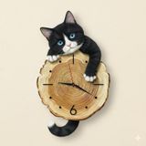 Cajuart Kütük Üzerinden Bakan Smokin Kedi Tasarımlı Duvar Saati Modern Dekoratif Saat Kahverengi