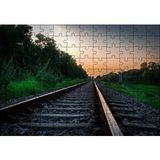 Cakapuzzle Günbatımında Tren Rayları ve Turuncu Gökler 120 Parça Ahşap Puzzle