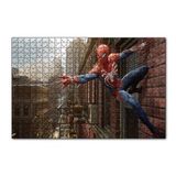 Cakapuzzle Spider Man Duvardan Ağ Atıyor 120 Parça Ahşap Puzzle