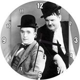 Cakasaat Arthur Stanley Jefferson Ve Oliver Hardy Duvar Saati