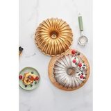 Cake Pro Dilimli Gold Döküm Kek Kalıbı