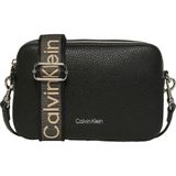 Calvin Klein Calvın Kleın Kadın Marka Logolu Günlük Kullanıma Uygun Siyah Omuz Çantası LV04F3656G Ub1