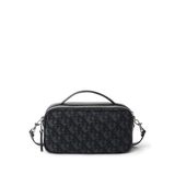 Calvin Klein ckj monogram crossbody camera ba Kadın El Çantası Black 28 cm x 33 cm x 22 cm
