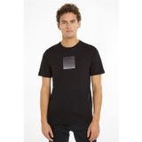 Calvin Klein Erkek Yuvarlak Yaka Düz Kesim Kısa Kollu Baskı Tasarımlı T-shirt