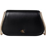 Calvin Klein Kadın CK Eğrisel Zincirli Cüzdan LV04F1153G Cüzdanlar, siyah siyah), One Size