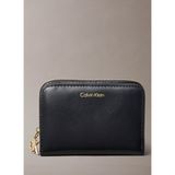 Calvin Klein Kadın Cüzdan LV04F1075G Siyah Renkli Minimalist Stil ve Fermuarlı Model