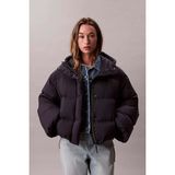 Calvin Klein Kadın Kaz Tüyü Dolgulu Kısa Şişme Mont - Lacivert - XL