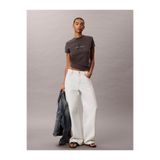 Calvin Klein Kadın SS Acid Wash Hero Monologo Detaylı T-shirt
