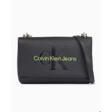 Calvin Klein Sculpted Flap Omuz Çantası