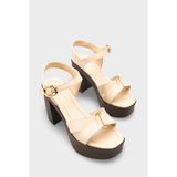 Capone Outfitters Sheilah Platform Çapraz Bantlı Bilekten Bantlı Kadın Sandalet - Bej