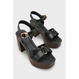 Capone Outfitters Sheilah Platform Çapraz Bantlı Bilekten Bantlı Kadın Sandalet