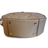 Çapraz Askılı Kadın Çanta, Suni Deri, Kapitone Desenli, Çift Fermuarlı, Altın Detaylı, Günlük Kullanım En 22cm X Boy 17cm X Genişlik 9 cm (Krem)