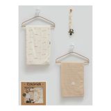 Caramell İncibaby Play All Day 3'lü Set (1 Penye Battaniye - 1 Müslin Battaniye - 1 Emzik Askısı) 80x90 cm