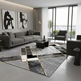 Carpettex Siyah Ve Altın Renklerde Modern Geometrik Desenli Dijital Baskılı Halı – Kaymaz Tabanlı, Üçgen Ve Elmas Formlu Şık Salon Ve Oda Ha