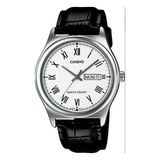 Casio Erkek Kol Saati; Beyaz Kadranı, Gümüş Renkli Yuvarlak Kasası ve Siyah Deri Görünümlü Kordonuyla Klasik Bir Stil Sunar. Roma Rakamlı Kadran ve Gün-Tarih Göstergesi Kullanım Kolaylığı Sağlar. - Siyah - Açık Gri