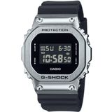 Casio GM-5600U-1DR Erkek Kol Saati