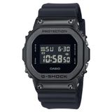 Casio GM-5600UB-1DR Unisex Kol Saati