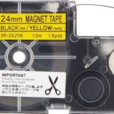 Casio XR-24JYW Manyetik Etiket Kartuşu Sarı Zemin Üzerine Siyah Baskı 24MM Yükseklik -1,5 Metre