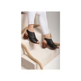 Castle Black 4579 Kadın Hakiki Deri Kısa Topuklu Comfort Sandalet Siyah