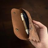 Cekar Store El Yapımı Kalemlik Hakiki Deri, Deri Küçük Kalem Kutusu – Iş, Ofis, Okul Aksesuar Tutucu, Klasik ve Minimal El Yapımı Tasarım Vintage Kalemlik (Desenli Taba)