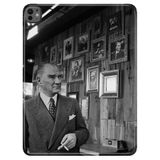 Cekuonline iPad Pro 11" M4 ile Uyumlu Desenli Silikon Kılıf, Atatürk Portresi, Çok Renkli avonm-v-cvr457377