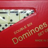 CENPAC Dominoes Double Six Game Mini Set of 28 Seyahat Oyunu Fayans Boyutu 1 1/2 X 3/4 X 1/4 "Seyahat için, Kılıf Rengi Değişebilir.