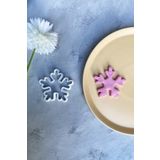 Cestopieno 8x8 cm Beyaz Kar Tanesi Kurabiye Kalıbı/Hamur Şekillendirici (Yenilendi)