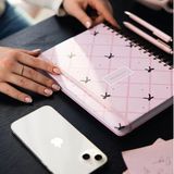 CetKing 17X24 Spiralli Lastikli Sert Kapak Düz-Çizgisiz Not Defteri Pembe Siyah Kurdele