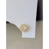 Çiçek Model Kıkırdak Piercing Tragus Helix Altın Gold Renk Küpe