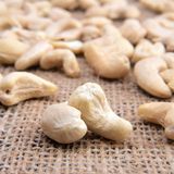 Çiğ Kaju Fıstığı 500GR - 500 gr