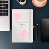 Çılgıntrend Hayallerinin Peşinden Git Yazılı Çiçek Desenli Kişiye Özel Deri Kapak Defter - Beyaz - 23 x 13 - not defteri