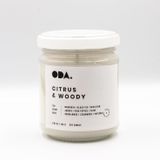 Citrus & Woody - Narenciye & Odunsu Kokulu Dekoratif Beyaz Kapaklı Kavanoz Soya Mumu I 165 gr (Beyaz)
